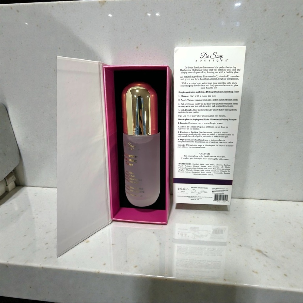 Hyaluronic Hydrating Toner - Picture 5 of 6